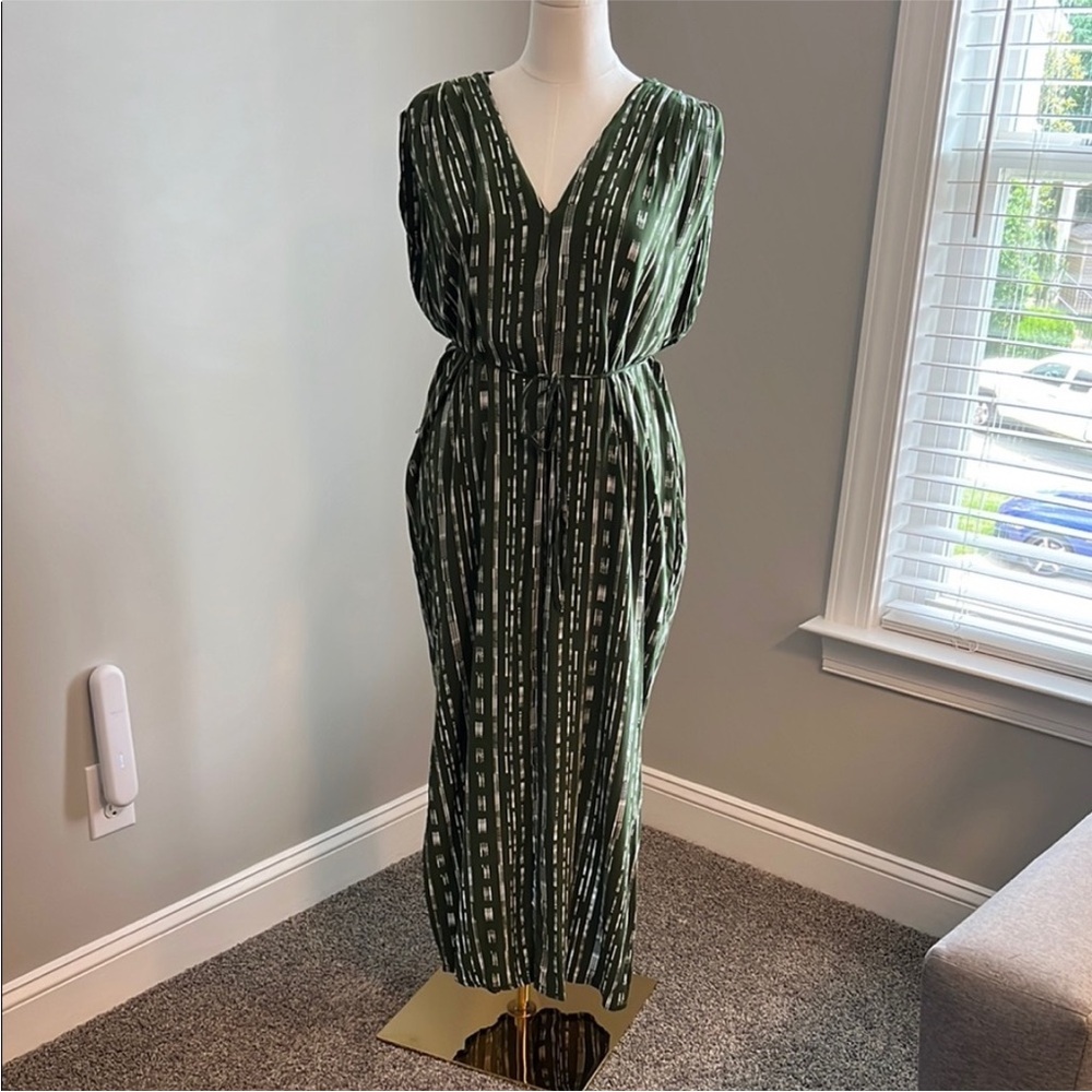 Anthropologie Green Sheath Maxi Dress with V-Neck and Dolman Cap Sleeves